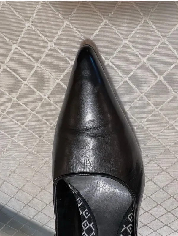 Enzo Angiolini “Eazinnon” black leather Pointed Toe Pumps size 7.5 - Image 2