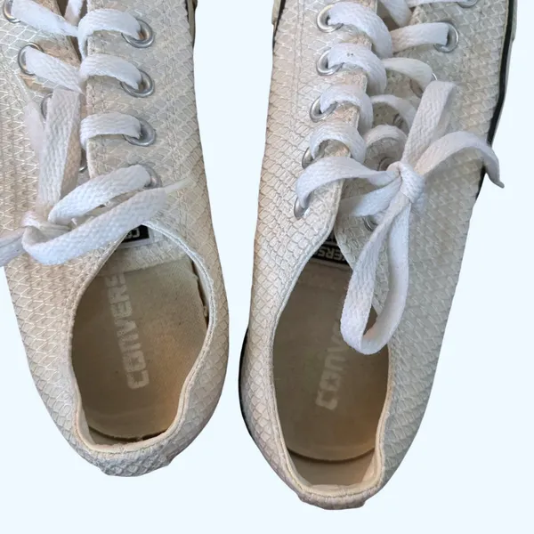 Converse All Star Textured White‎ Sneakers Women's Sz 8 - Image 7
