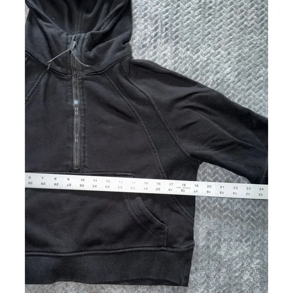 Lululemon Women's Scuba Hoodie Black 1/2 Zip Cropped Thumbholes Sz 4 - Image 6
