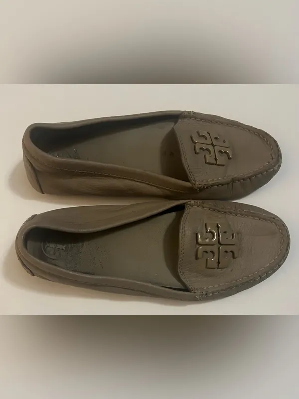 Tory Burch Taupe Brown Leather Logo Driving Loafers - Image 2