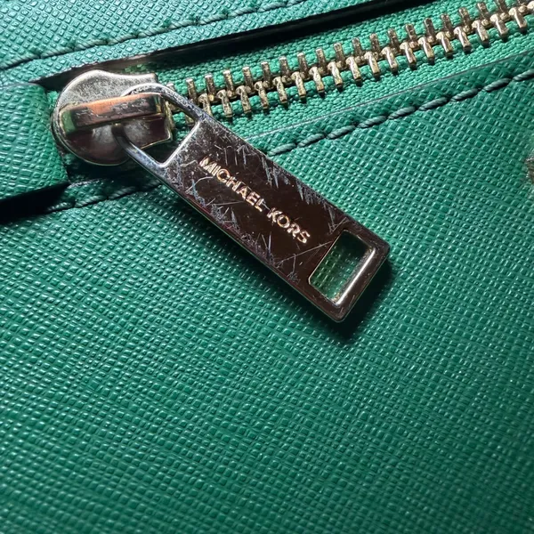 Michael Kors Jet‎ Set Large Saffiano Leather Crossbody Bag in Green - Image 11
