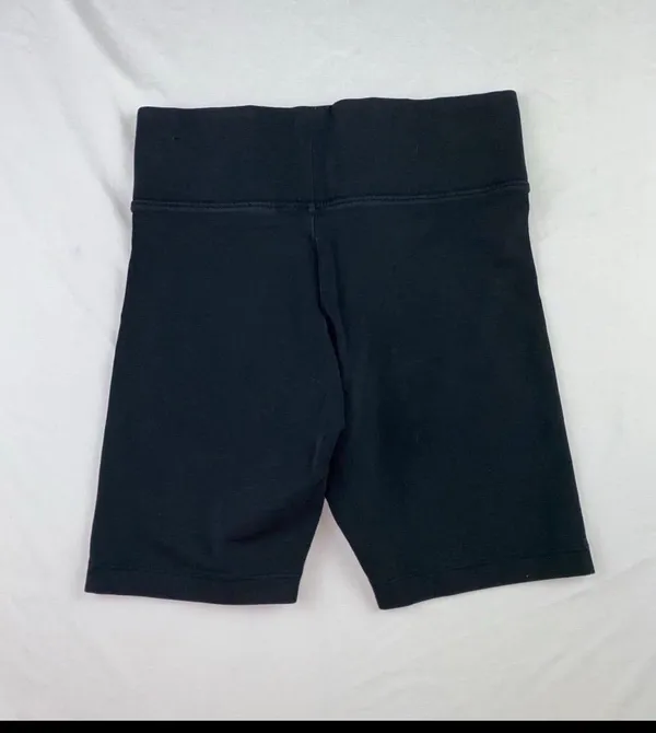 Nike shorts - Image 4
