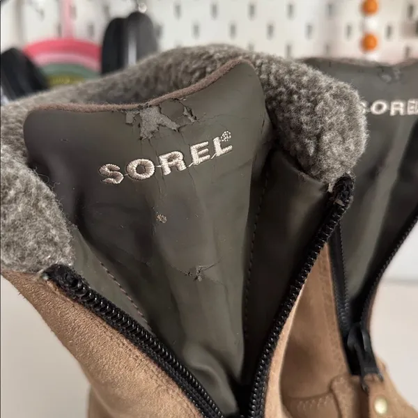 Sorel Lia Ellesmere Insulated Zip Up Half calf duck boots EUC - Image 4