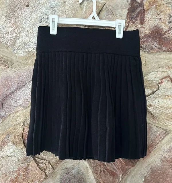 Commense Leisure Long Sleeve Two Piece Skirt Set size M - Image 6