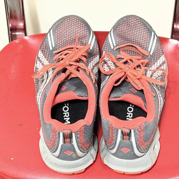 Columbia Women’s Vent Trail Running Shoe Grey/salmon - Image 4