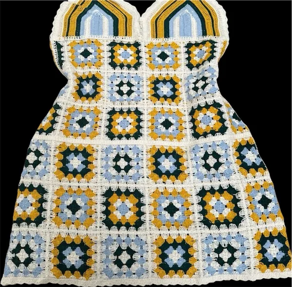 Retro Green & White Crochet Cover Up Mini Dress - Image 6