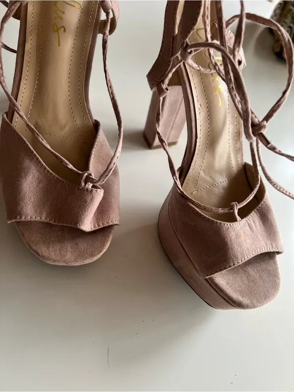 Lulu's Women's Size 7 Saucy Suede Platform Lace-Up Heels Dusty Pink‎ Block Heel - Image 7