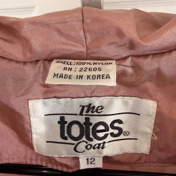The Totes Coat vintage dusty rose nylon long coat - Image 9