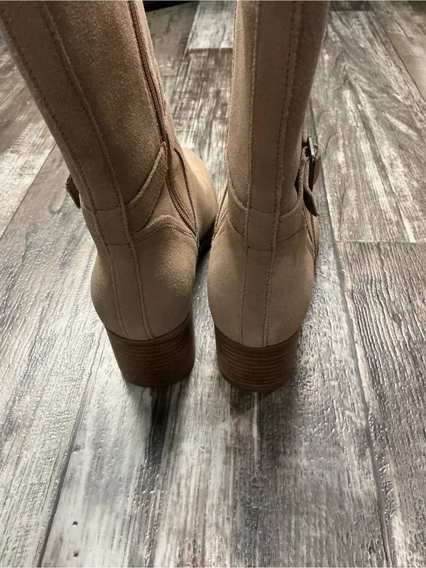 Koolaburra Knee High Suede Boots in Taupe Size 9 - Image 14