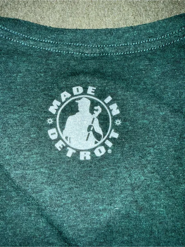 Detroit Shamrock Graphic V-Neck Tee - Green - Image 5