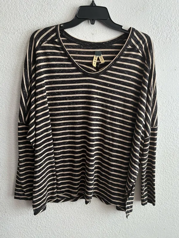 We The Free Striped Scoop Neck Long Dolman Sleeve Top M - Image 5