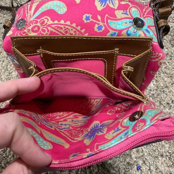 Ralph Lauren Chaps Pink Pamela crossbody purse - Image 4