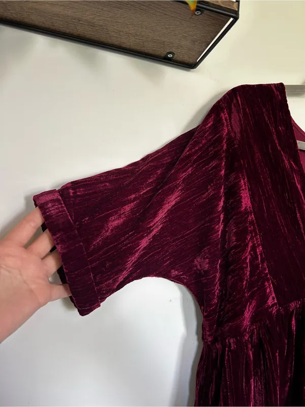 NWT‎ Natural Life Burgundy Crushed Velvet Short Sleeve Babydoll Mini Dress XS/S - Image 3