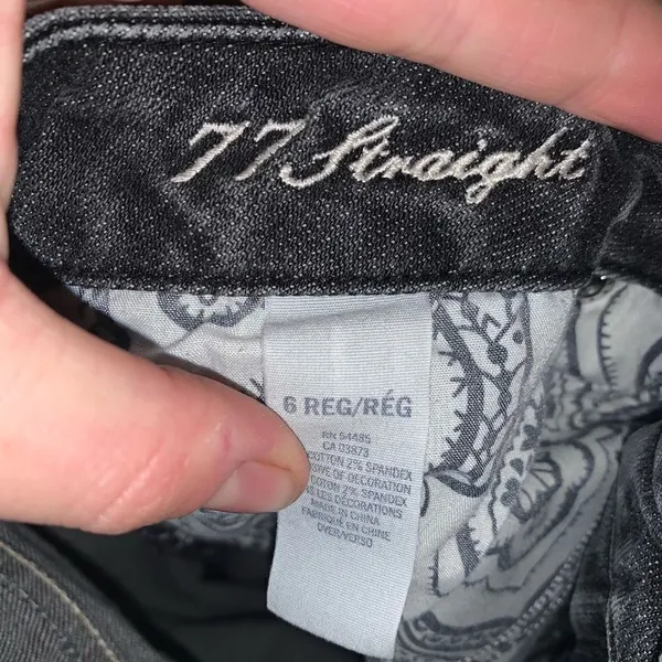American Eagle distressed washed black 77 Straight 6 jeans - Image 2