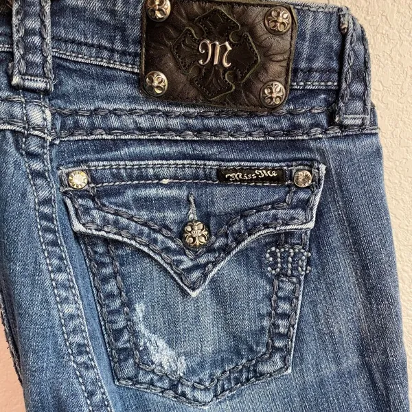 Miss Me Jeans Womens Sz 28‎ boot cut denim Embellished stitiching flap Pockets - Image 7