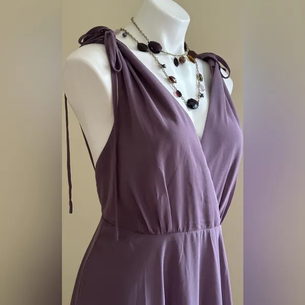 Lulus Lavender NWT Evening Maxi Tie Straps Gown.V Neck Low Cut Sz L Zip In Back. - Image 6