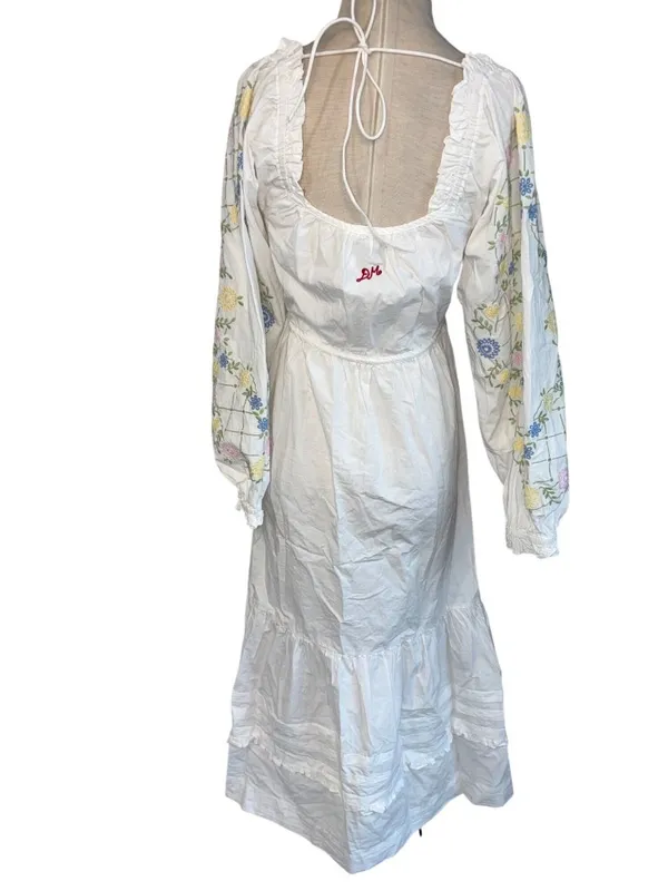 Damson Madder Junia Midi Dress in Embroidered 6 New Floral Cotton - Image 7