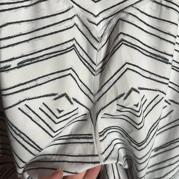 BuffBunny Slay Leggings Medium White Black Zebra Geometric High Waist Activewear - Image 9