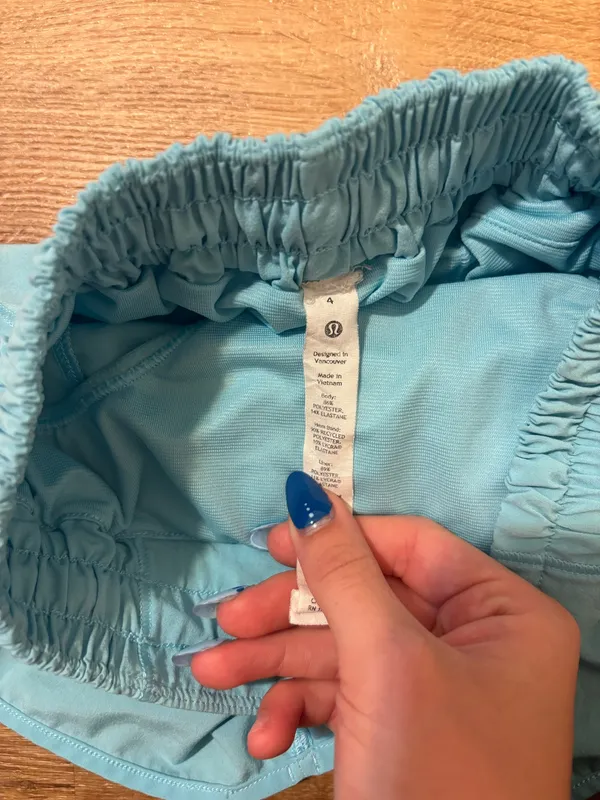 Lululemon Hotty Hot Shorts 2.5" - Image 3