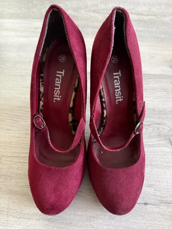Transit Wine Faux Suede Mary Jane Heels with Buckle Size 7.5 - Image 4