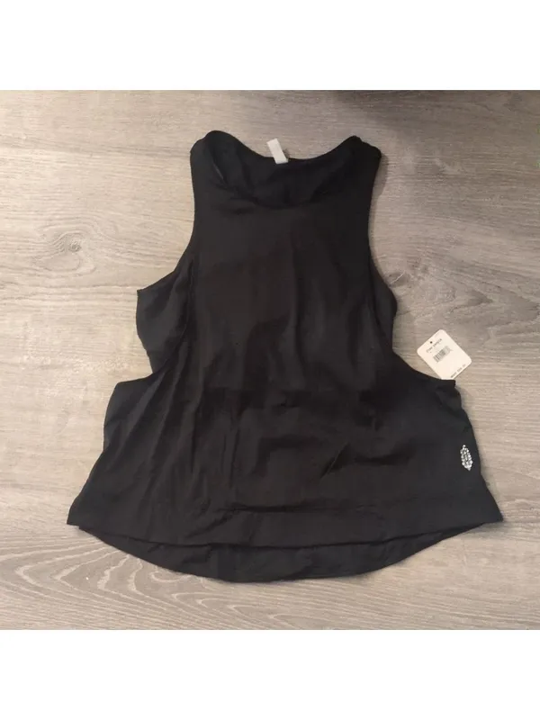 Free people black rise to run cami size large - Image 2