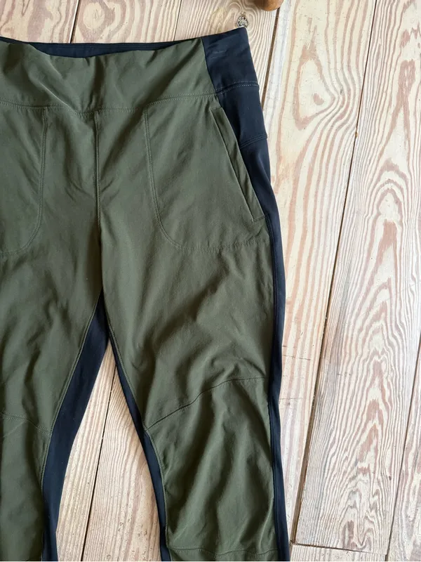 Athleta Highline Hybrid Ankle Tight leggings size 12 - Image 2