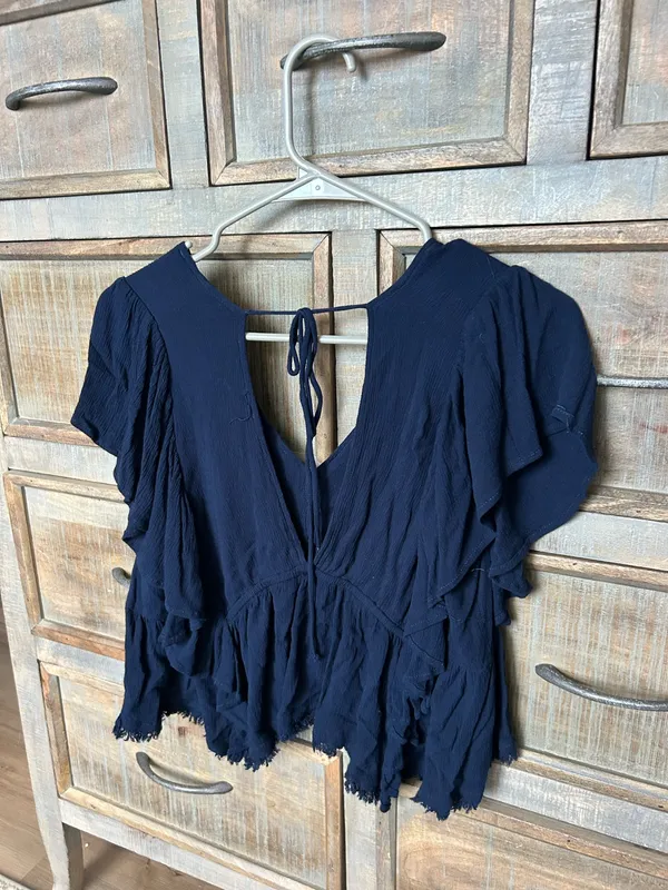 Blue flowy top - Image 4