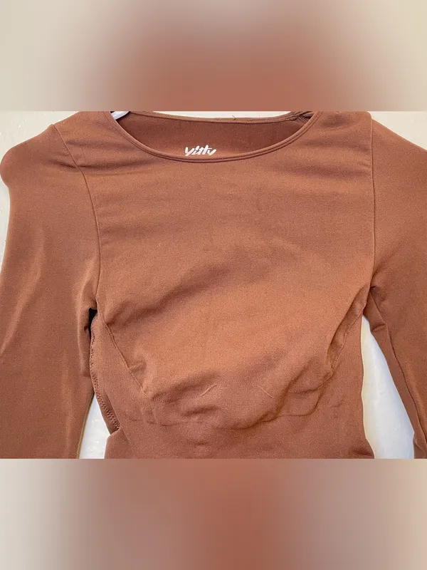 YITTY Nearly Naked Shapewear Long Sleeve Bodysuit Sizes M/L in Brown and Rich - Image 8