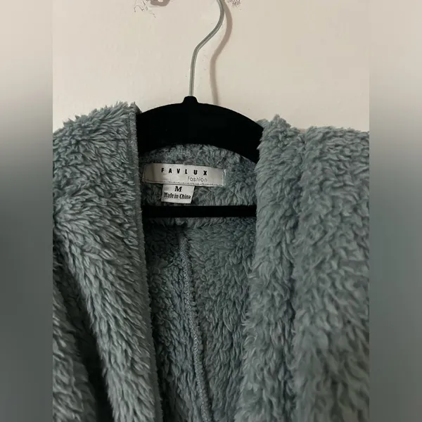 Blue hooded cropped Sherpa jacket - Image 3