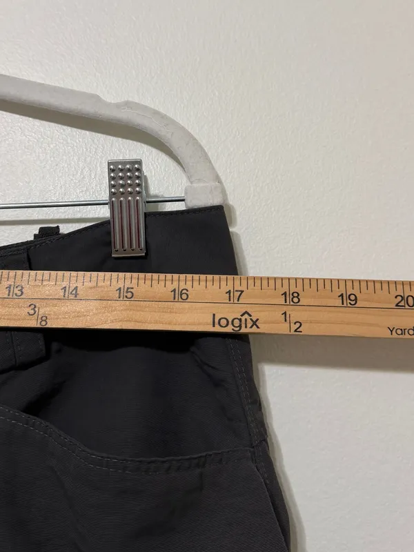 The North Face Women's Convertible Hiking Pants Size 14 Gray - Image 7