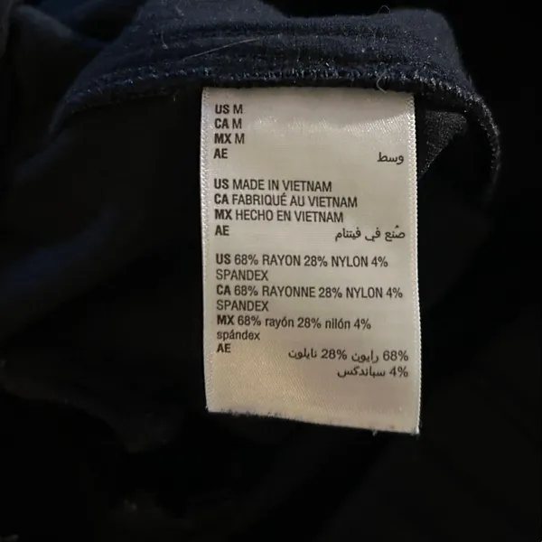 On 34th Size M Black Wide - Image 12