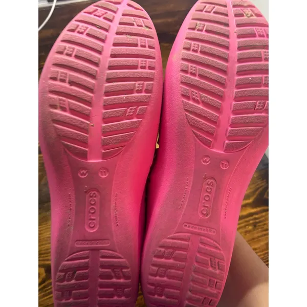 Crocs Pink Flats‎ Size 11 - Image 8