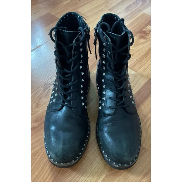 ASH
Wolf Studded Leather Combat Boots‎ - Image 2