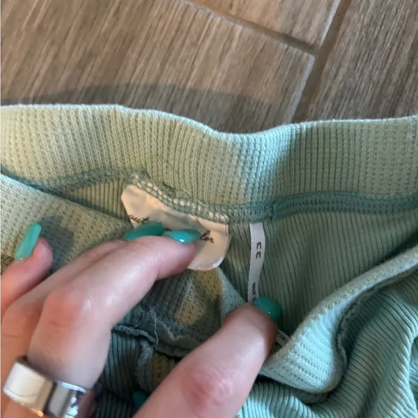 urban outfitters shorts - Image 2