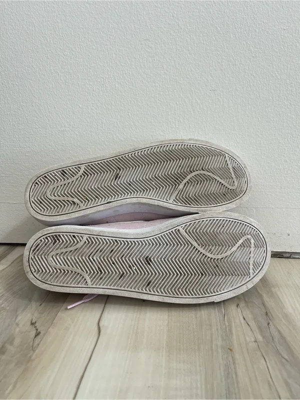 Women's Pink Suede Low-Top Nike Sneakers - Image 5