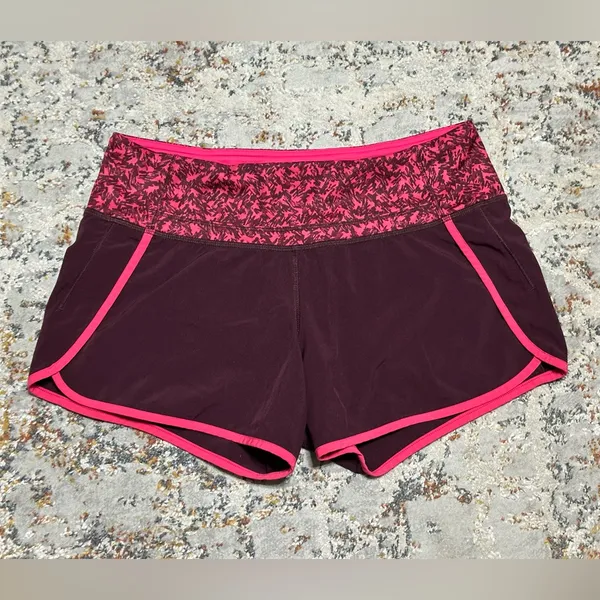 Lululemon Run Times Shorts Bordeaux Drama and Bon Bon Mountain Peaks size 4 - Image 12