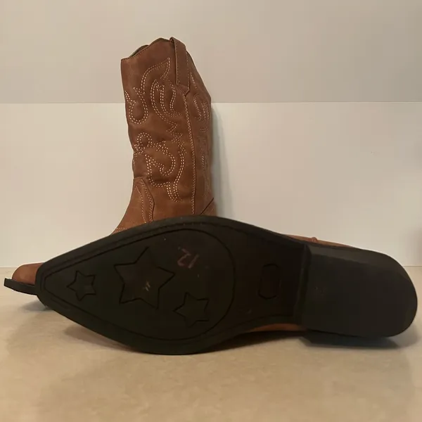 ETC Brown Heeled Boots size 10 - Image 3