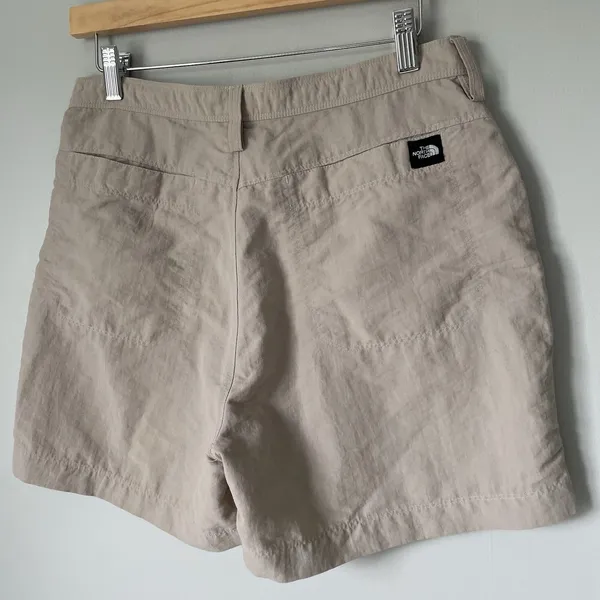The North Face Vtg. Cargo Hiking Outdoor Shorts Gorpcore Tan Quick Dry Size 12 - Image 4
