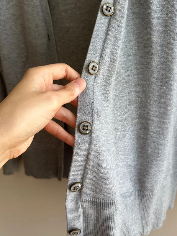 Old Navy Women’s Grey Lightweight Knit Button Down Cardigan, Size Small - Image 4