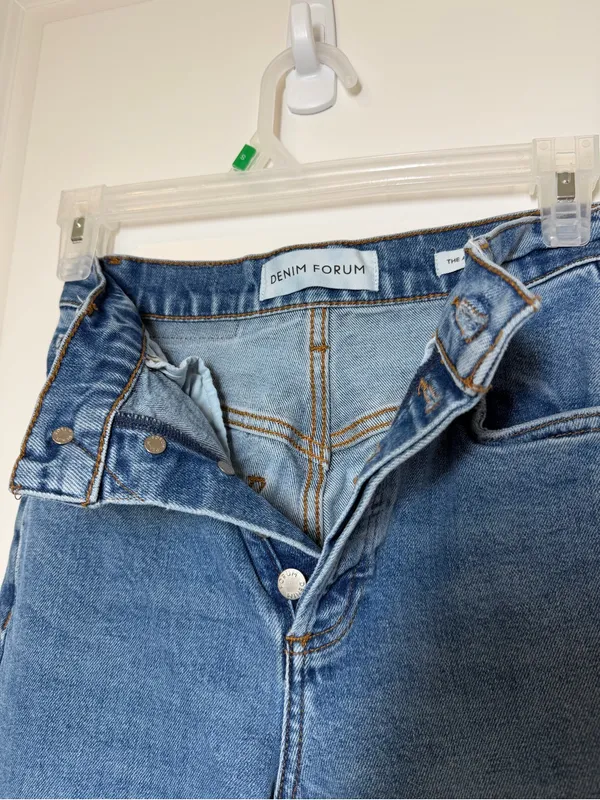 Aritzia Denim Forum Arlo High-Rise Straight Leg Jeans - Image 8