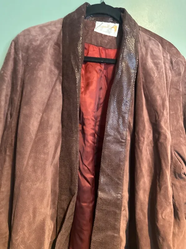 Vintage Sumiko of America Suede Leather Jacket Brown Reptile Embossed Trim - Image 2