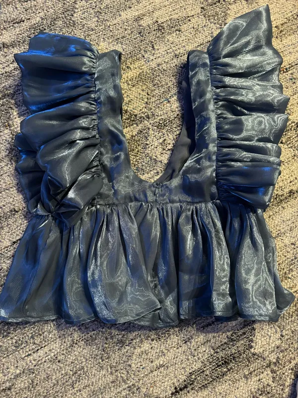 Storia Blue Ruffle V-neck Top - Image 6