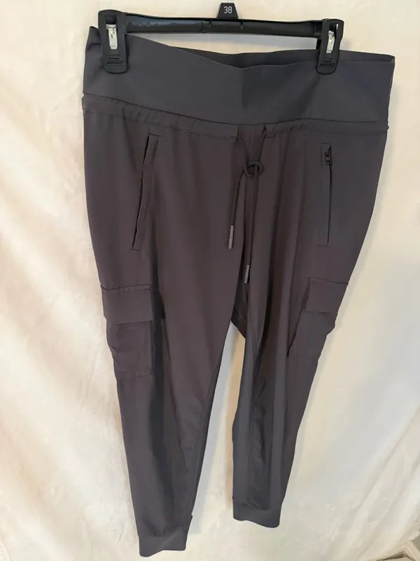 Athleta Dark Gray Women's Cargo Jogger Pants - Image 5