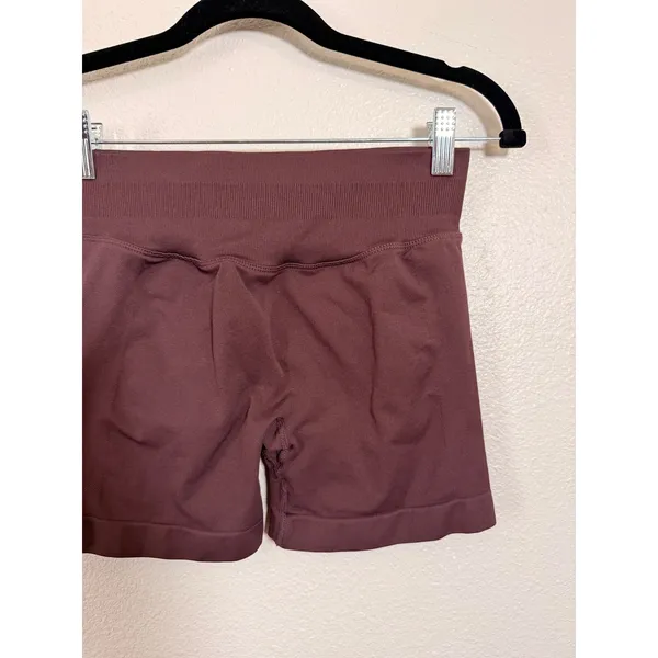 Yeoreo Seamless High Waisted Scrunch Butt Athletic Shorts Brown Medium - Image 4