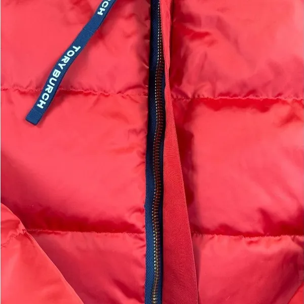TORY BURCH - Reversible Color-block Quilted Shell Jacket In Blue and Red - Image 3