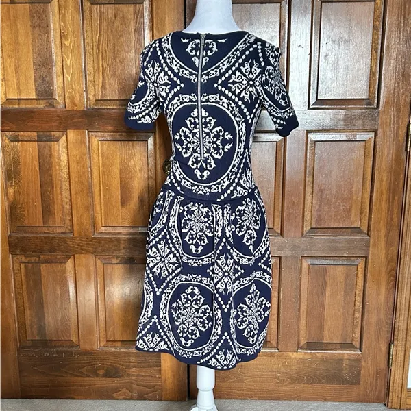Romeo & Juliet Couture Damask Knit‎ Skater Sweater Dress Navy Blue White XS - Image 5