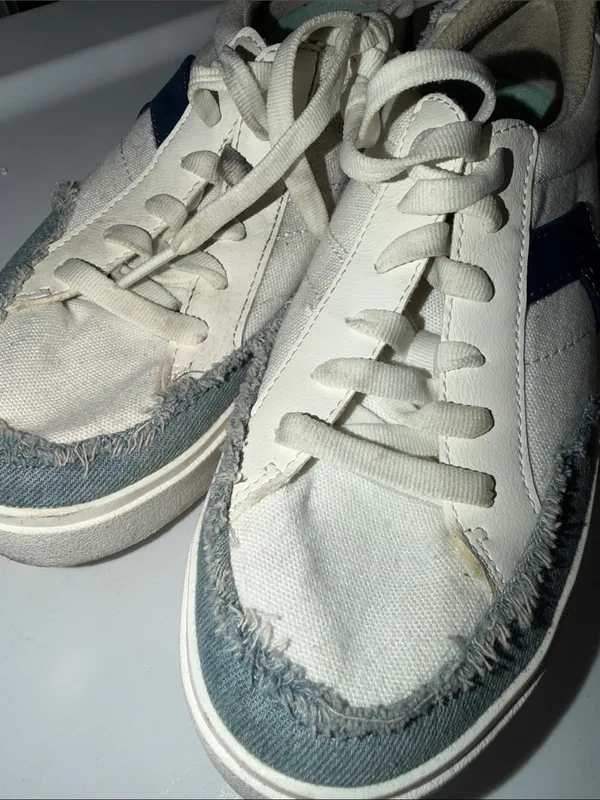 Dr. Scholl's Womens Madison Lace White/Blue Fabric Sneaker Shoes (7832509) used - Image 2