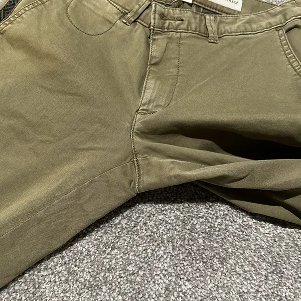 Chino by Anthropologie Relaxed Fit Chino Pants size‎ 25 - Image 5