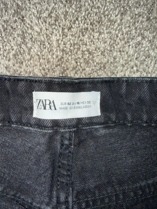 Zara Black Denim Raw Hem High Rise Shorts - Image 3
