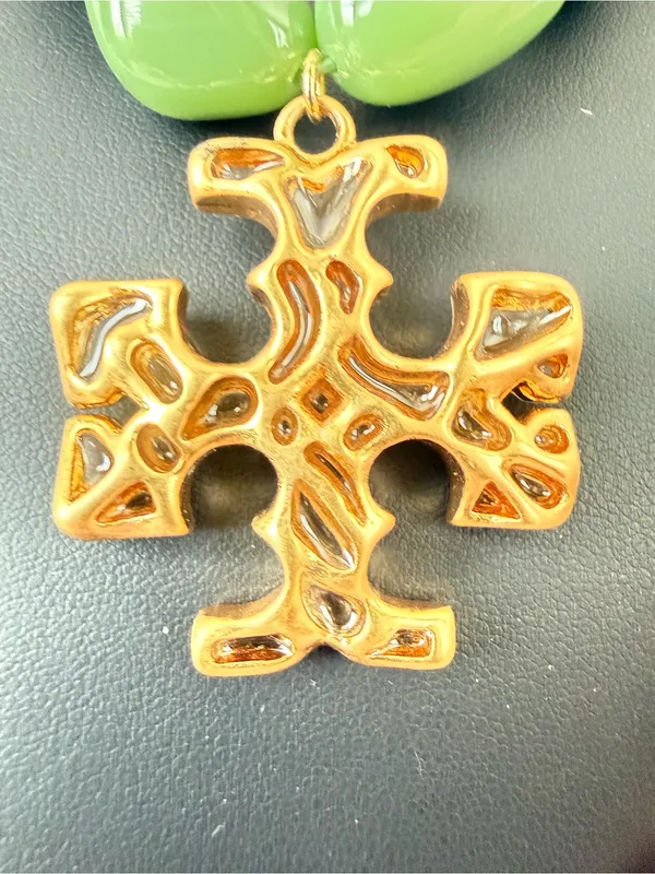 Tory Burch | Gold Plated Icon Pendant Necklace w/Green Beads | Magnetic Closure - Image 5